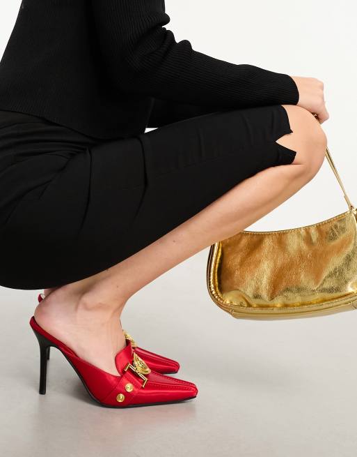 Jeffrey Campbell – Liona – Czerwone mule na obcasie z ozdobną klamrą, 4 z 4