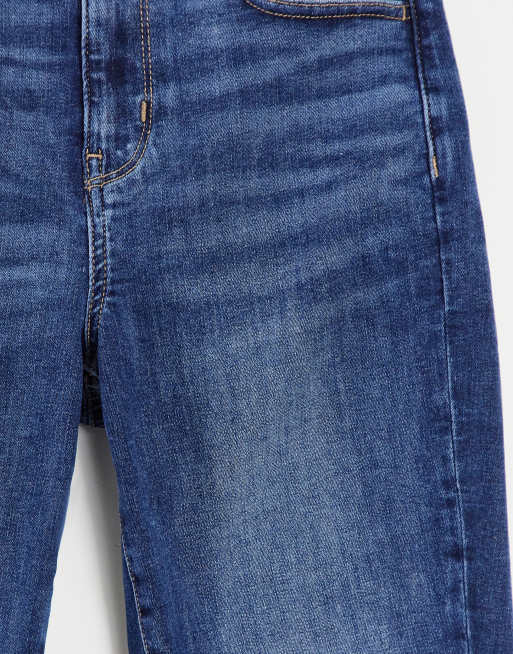 Jeggings vaqueros capri azul medio de talle alto y efecto realzante de American Eagle, 3 de 4