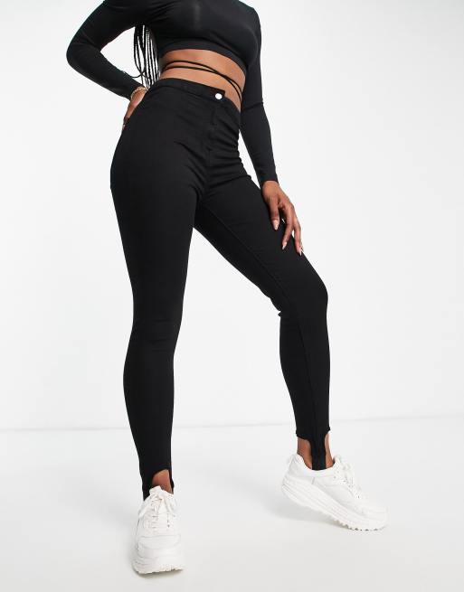 Jeggings vaqueros negros estilo fuseau de Rebellious Fashion