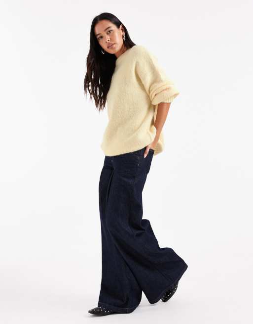 Jersey amarillo pastel extragrande con cuello redondo y mangas cocoon de punto mullido de ASOS DESIGN, 4 de 4