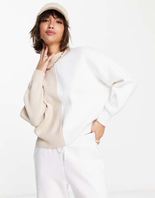 Jersey beis y blanco con diseño color block de Mango