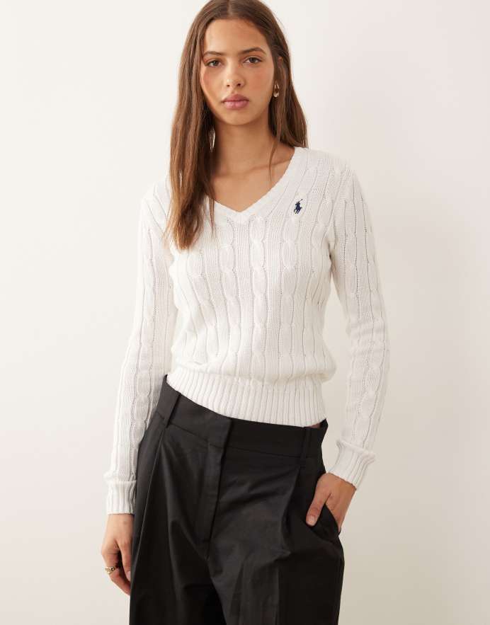 Polo Ralph Lauren Jersey blanco con cuello de pico y logo de icono de punto de ochos de algodón Kimberly