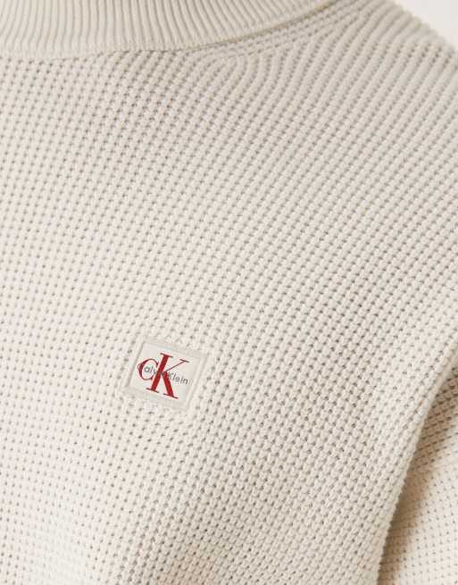 Jersey blanco con cuello redondo y detalle de parche de Calvin Klein Jeans, 4 de 5