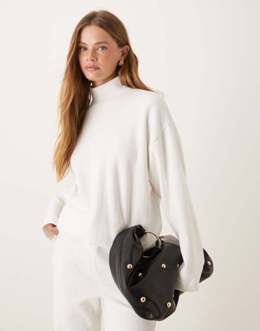 Jersey blanco de corte alargado con cuello vuelto y detalle de costuras de tejido suave de ASOS DESIGN (parte de un conjunto)