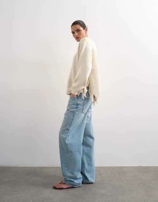 Jersey blanco marfil con borlas de punto de Topshop, 2 de 4