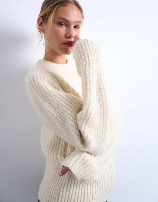Jersey blanco marfil con mangas redondeadas de punto de Topshop, 2 de 4