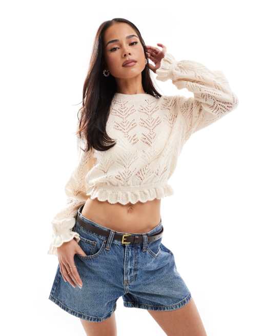 Jersey color crema con volantes en los bordes de punto de Miss Selfridge
