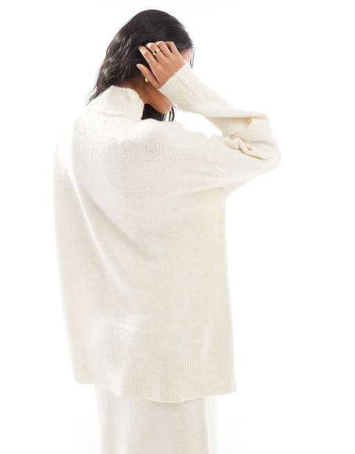 Jersey color crema melange extragrande con cuello vuelto de punto de Vero Moda (parte de un conjunto), 4 de 4