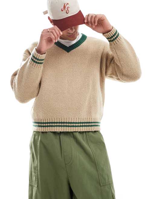 Jersey color crema y verde con cuello de pico de Cotton On