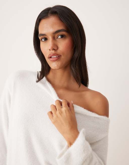 Jersey color crudo asimétrico con cintura entallada de punto mullido de ASOS DESIGN, 3 de 4