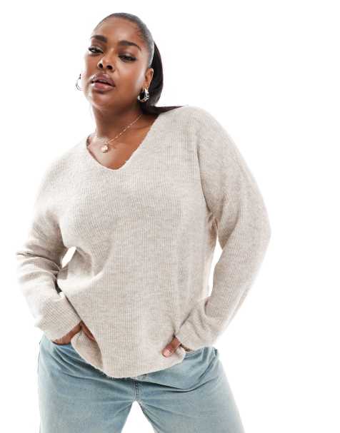 Jersey color piedra con cuello de pico de ONLY Curve - view 1