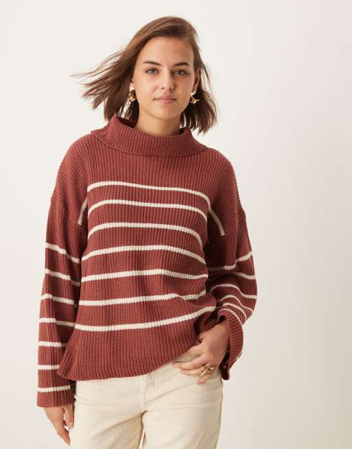 Jersey color terracota a rayas de corte suelto con cuello alto de Vila