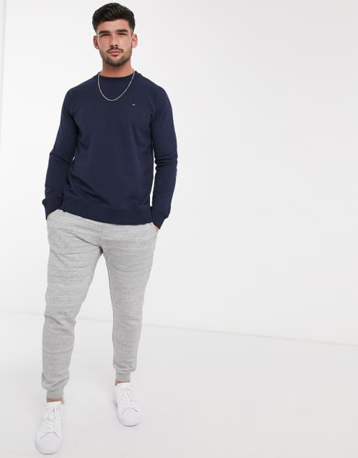 Jersey confort en azul marino con logo de bandera de Tommy Hilfiger, 4 de 4