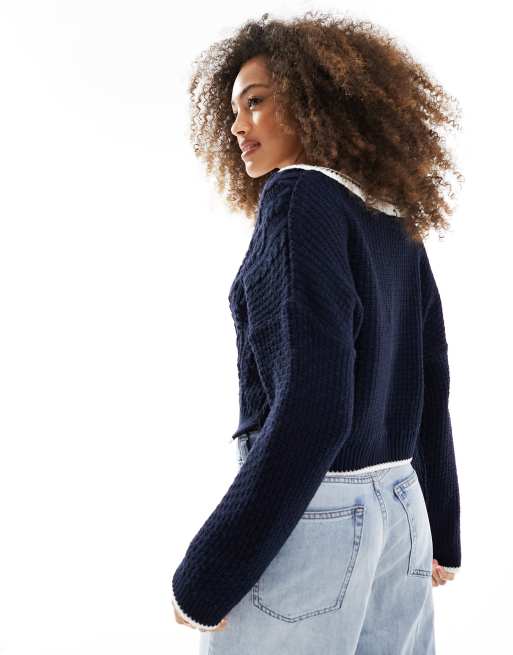 Jersey corto azul marino de estilo universitario con ribetes de Miss Selfridge, 3 de 4
