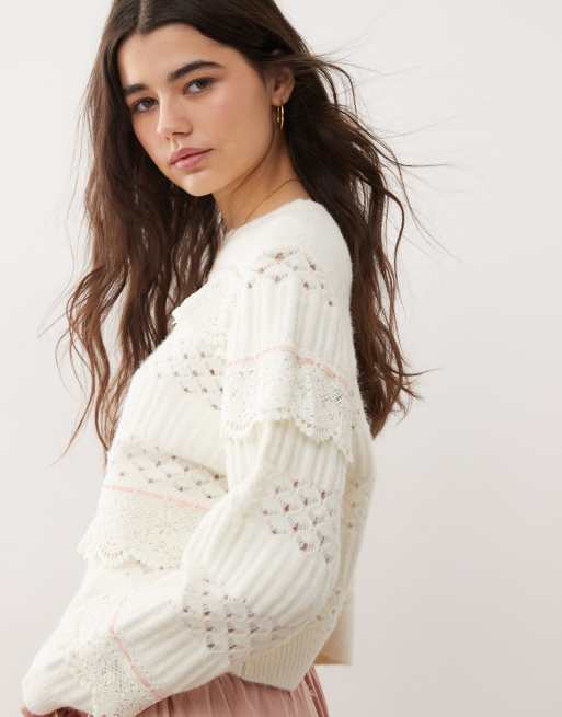 Jersey de punto con detalle de ribete de encaje de Miss Selfridge, 3 de 4