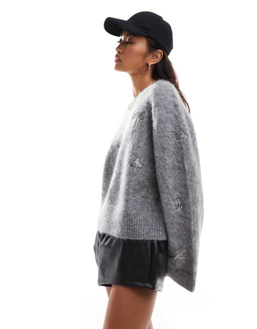 Jersey en tonos grises de hilo desflecado de mezcla de lana de mohair y de merino con decoración de insectos de pedrería de & Other Stories