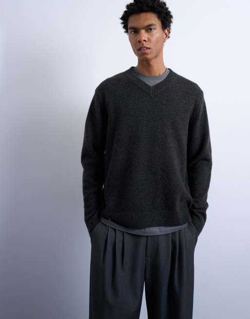 Jersey gris carbón de corte estándar con cuello de pico de punto de mezcla de lana de Topman, 5 de 5