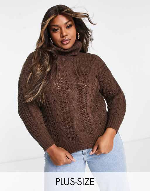 Jersey marrón chocolate con cuello vuelto extragrande de punto de ochos de QED London Plus