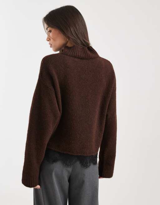 Jersey marrón chocolate de punto de mezcla de lana con ribete de encaje de ASOS DESIGN, 4 de 4