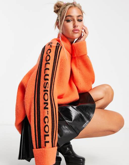 Jersey naranja luminoso con cuello vuelto y detalle estampado de punto de COLLUSION