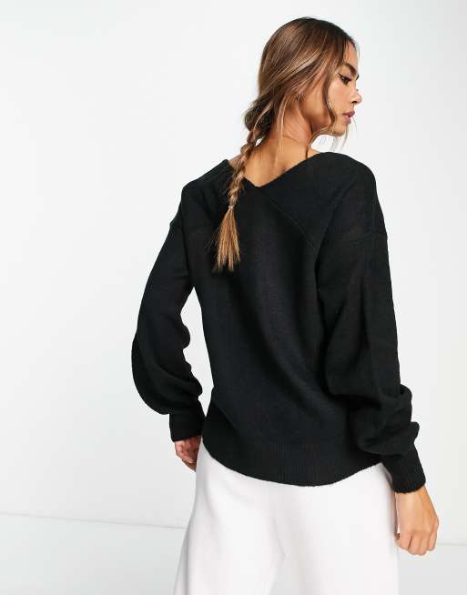 Jersey negro con cuello de pico pronunciado de punto suave Emmy de Y.A.S, 2 de 4