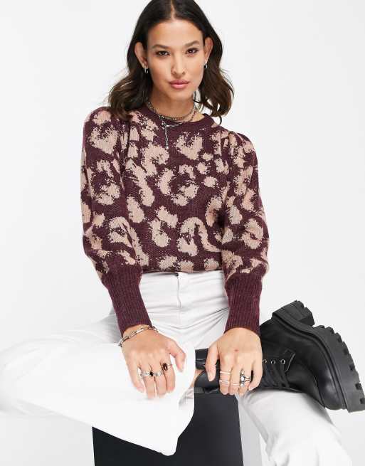 Jersey rojo con estampado de leopardo de Vero Moda