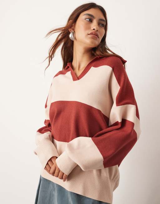 Jersey rojo y crema a rayas extragrande con cuello de solapas de punto compacto de ARRANGE