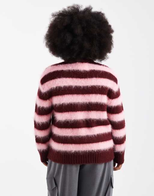 Jersey rosa y burdeos a rayas con cuello redondo de punto mullido exclusivo de Renee Studio Plus, 4 de 4