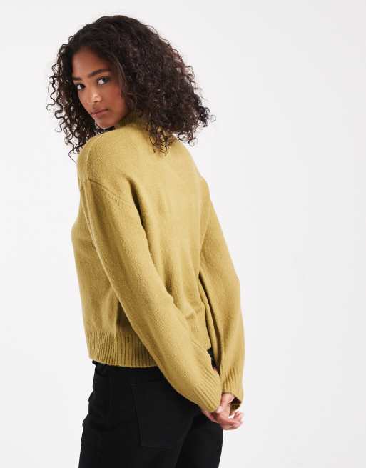 Jersey verde oliva con cuello alto de punto de Brave Soul, 4 de 4