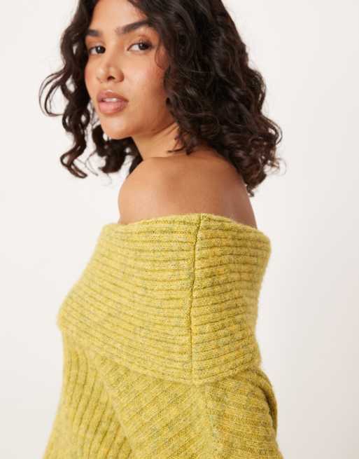 Jersey verde oliva extragrande con escote Bardot de tejido con lana de ASOS DESIGN, 3 de 4