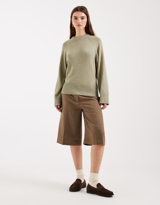 Jersey verde salvia con cuello redondo y mangas raglán de punto de ASOS DESIGN, 2 de 4