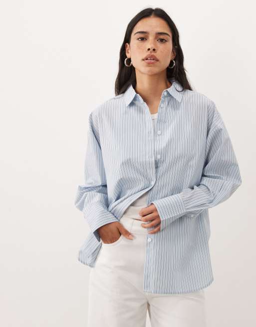 JJ Rebel - Camisa oversize de manga larga en azul claro, 2 de 4