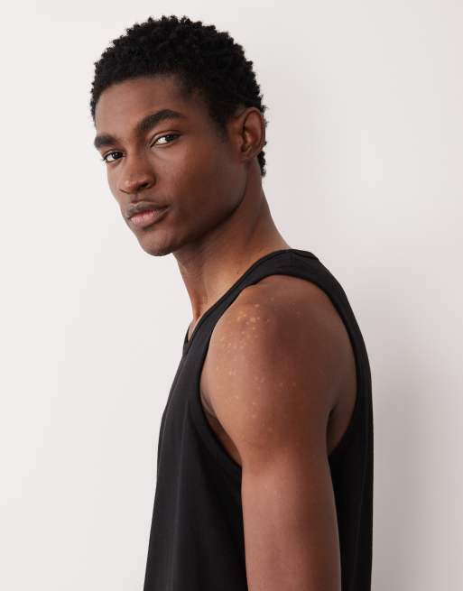 JJ Rebel - Camiseta negra básica sin mangas, 4 de 5
