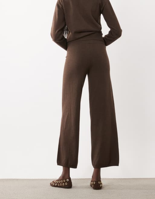 JJ Rebel - conjunto de jogger de punto holgado en marrón, 5 de 5