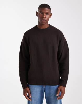 Jj Rebel Crew Neck Fluffy Sweater In Brown