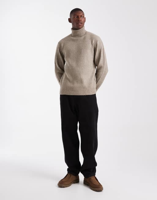 JJ Rebel - Gebreide coltrui met kabels in beige, 2 van 5