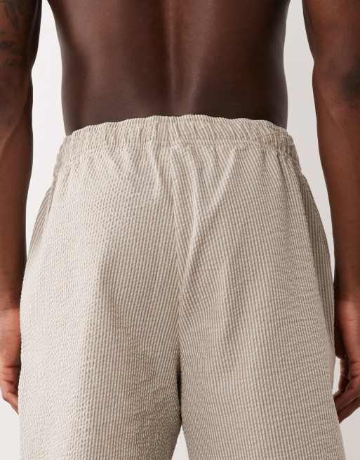 JJ Rebel - Gestreepte seersucker short in beige, deel van co-ord set, 5 van 5