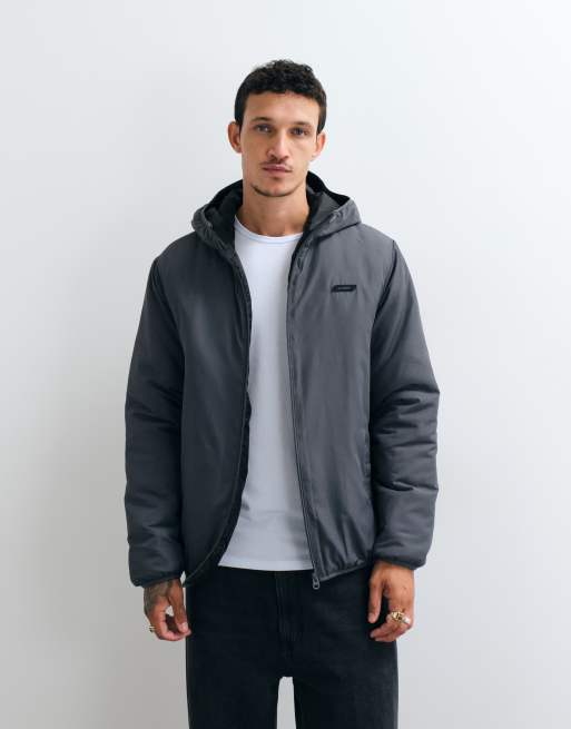 JJ Rebel Kapuzen-Pufferjacke mit kleinem Logodetail in Asphaltgrau, 4 von 5