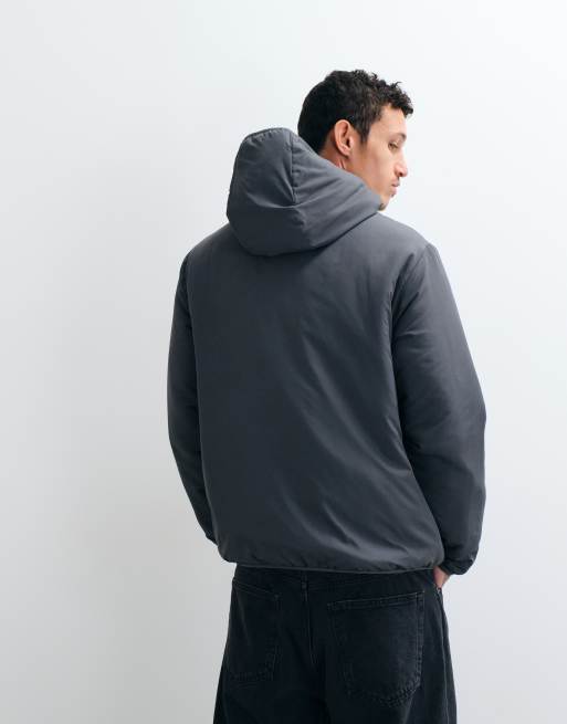 JJ Rebel Kapuzen-Pufferjacke mit kleinem Logodetail in Asphaltgrau, 5 von 5