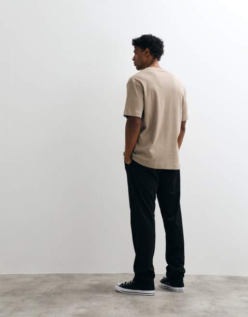 JJ Rebel locker geschnittene Chino-Hose in Schwarz, 4 von 5