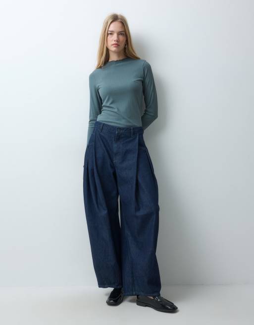 JJ Rebel long sleeved lettuce hem top in green, 3 of 5
