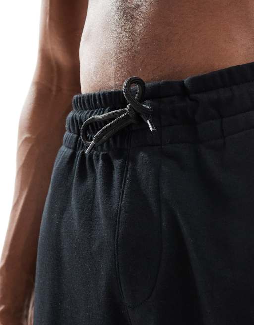 JJ Rebel loose fit jersey shorts in black, 4 of 5