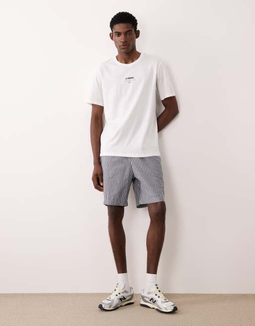 JJ Rebel oversized t-shirt with front logo in white, 2 of 5