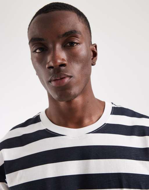 JJ Rebel regular fit t-shirt in cream and navy stripes, 4 of 5