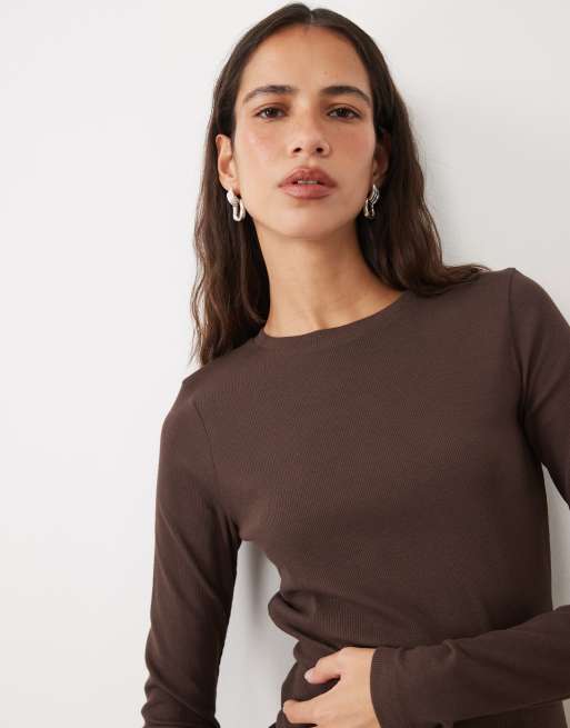 JJ Rebel ribbed long sleeved top in brown, 3 of 4