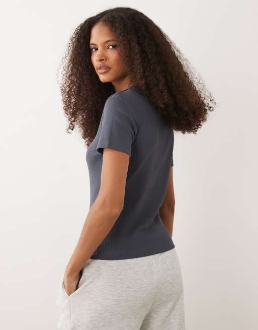 JJ Rebel ribbed short sleeved t-shirt in charcoal, 4 of 4