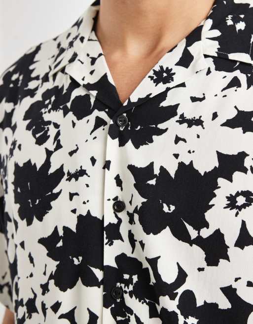 JJ Rebel short sleeve shirt with floral print in black, 5 of 5