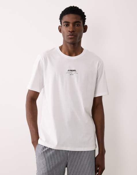 JJ Rebel – Vit t-shirt i oversize med logga på bröstet - view 1