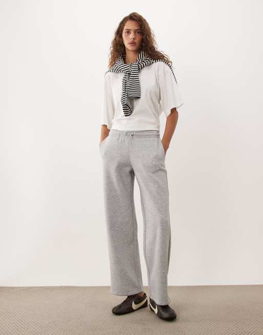 JJ Rebel sweats set in light gray, 3 of 3
