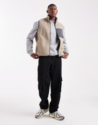 Jj Rebel Zip Fleece Vest In Neutral